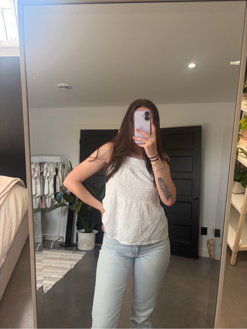 Camisole broderie pour femme.